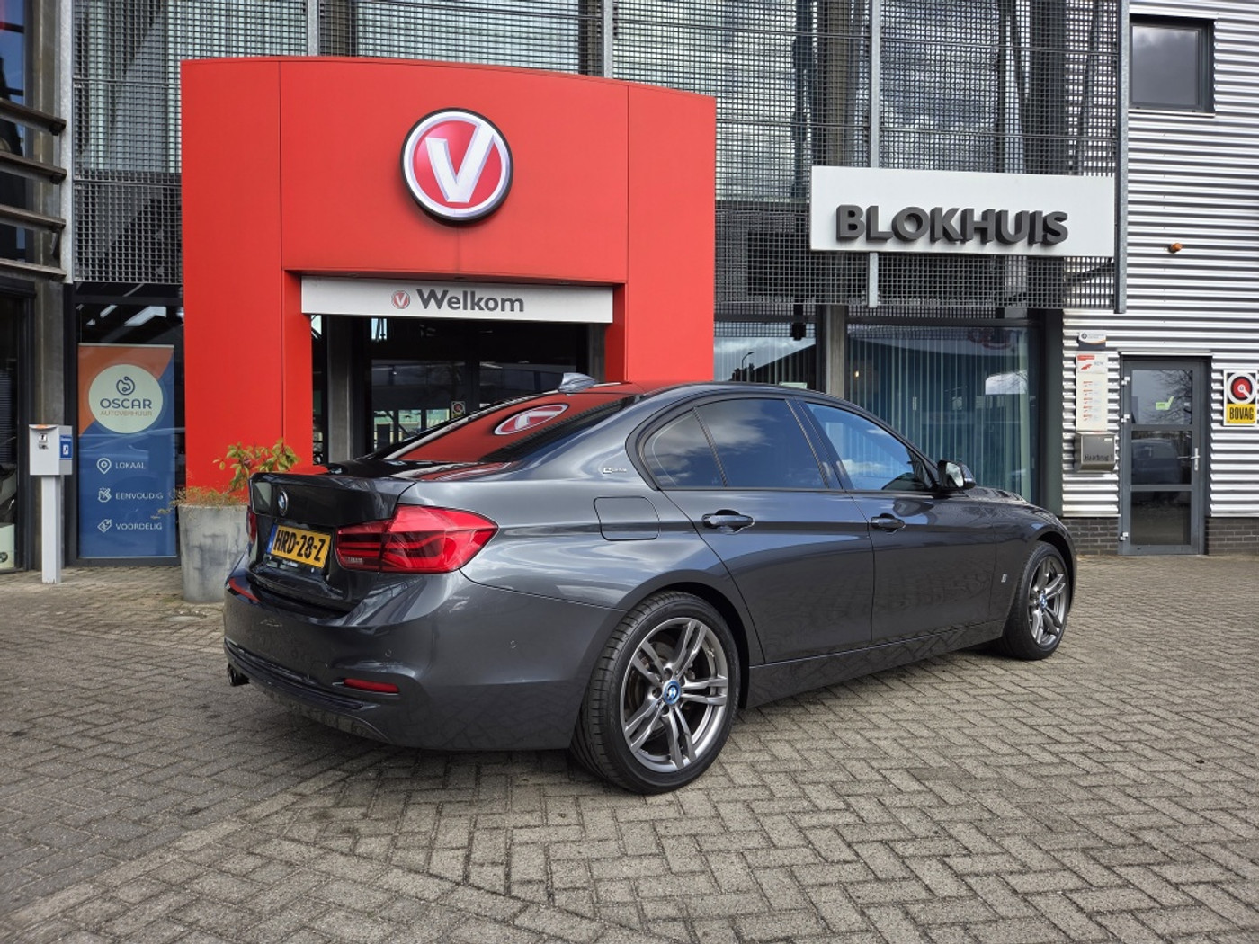Foto van BMW 330e Iperformance