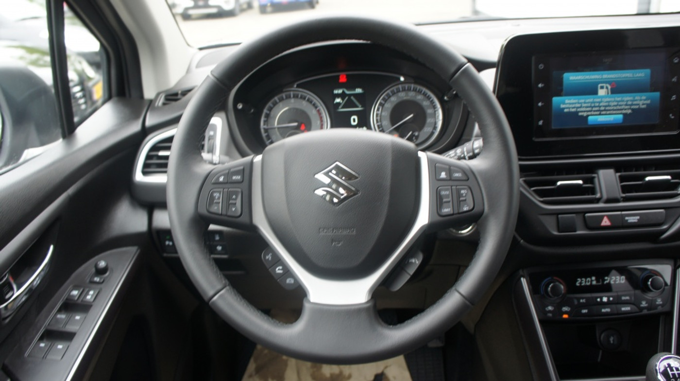 Foto van Suzuki S-cross