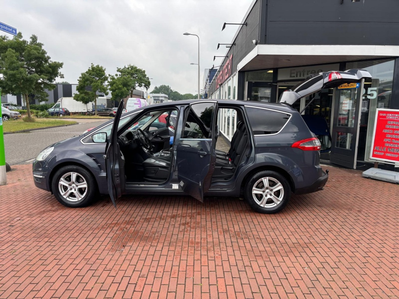 Foto van Ford S-max