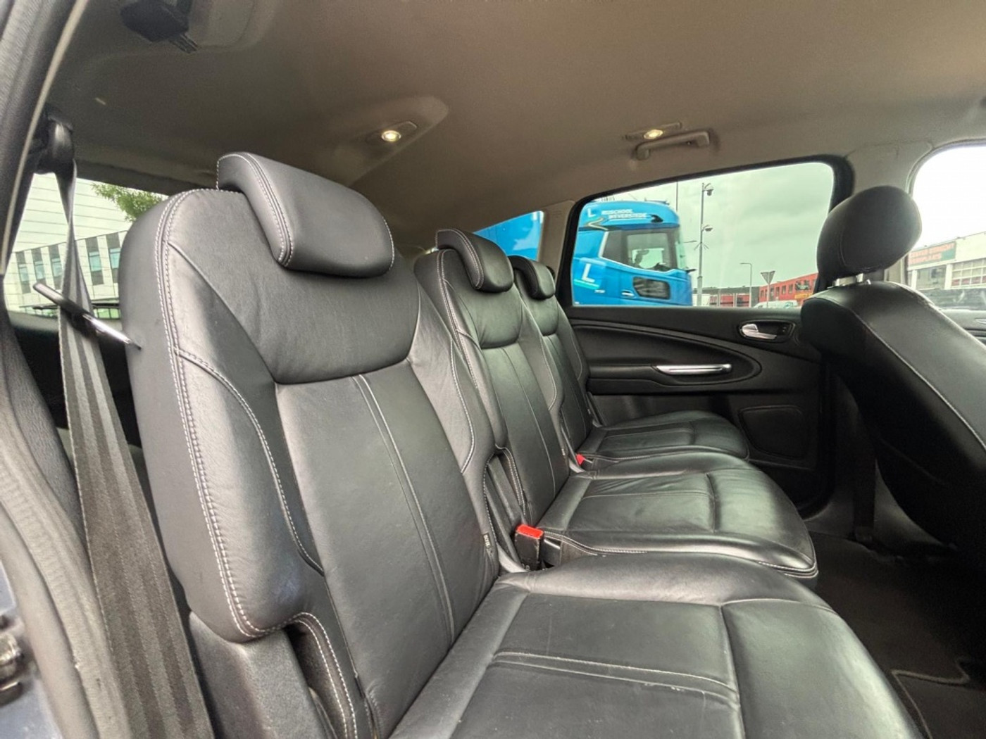 Foto van Ford S-max