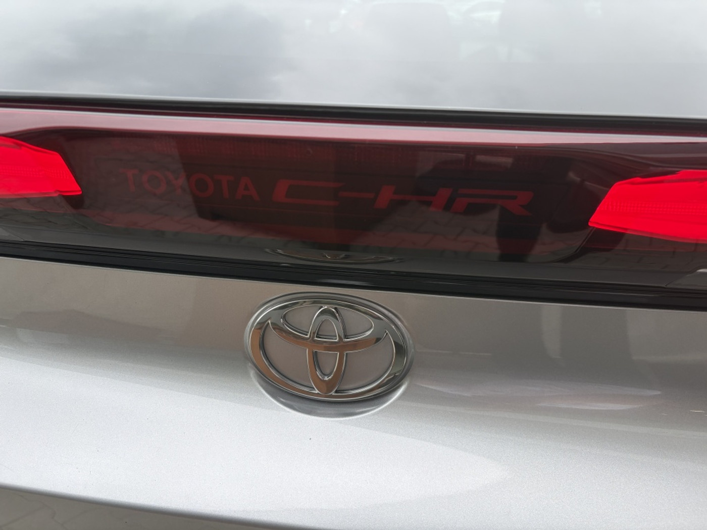 Foto van Toyota Toyota C-hr