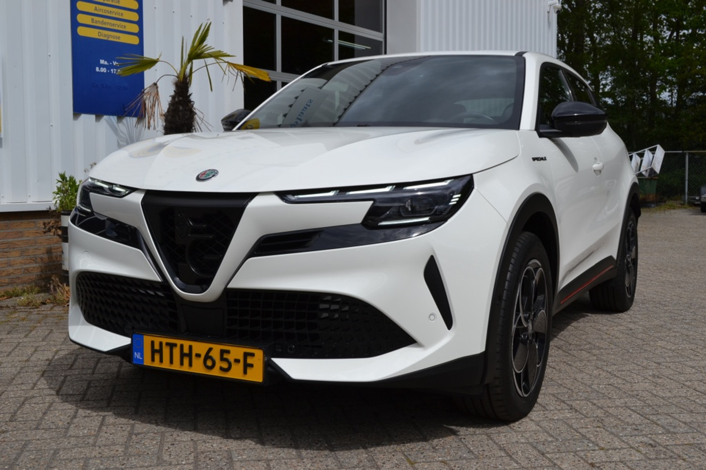 Alfa Romeo Alfa Romeo Junior Elet. Spec. 54 kWh 2024 - voorkant