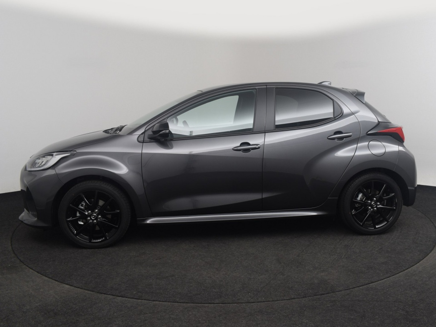 Foto van Mazda Mazda2 Hybrid