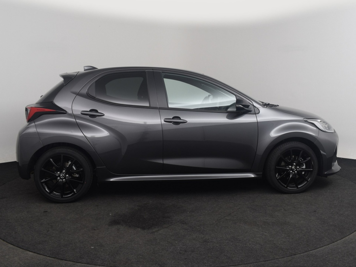 Foto van Mazda Mazda2 Hybrid