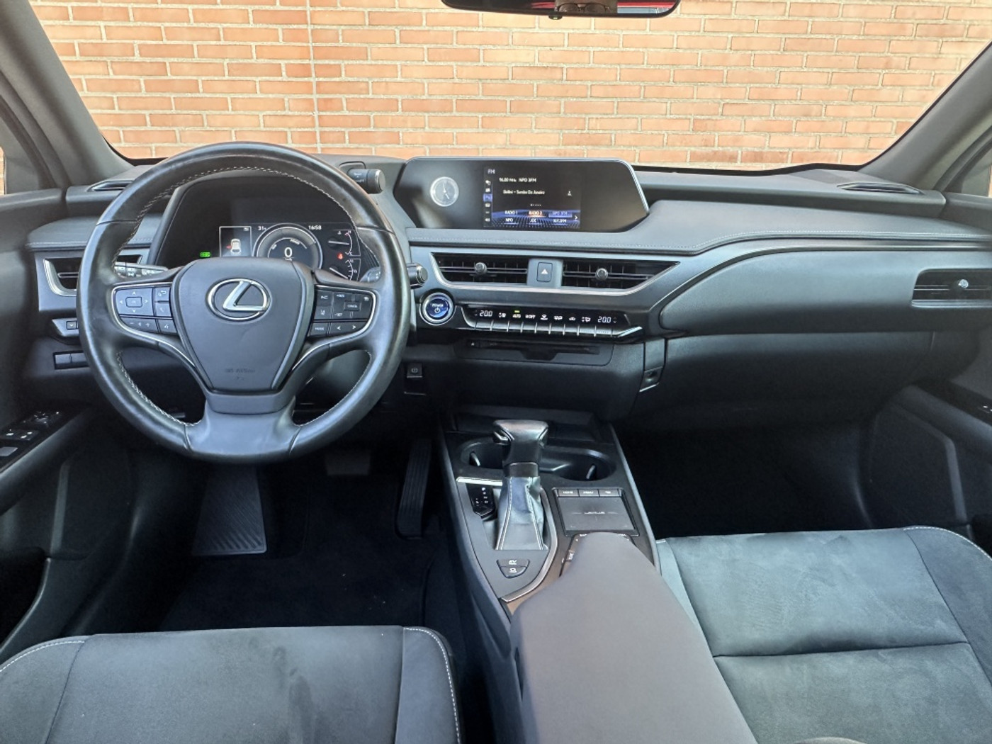 Foto van Lexus Lexus Ux250h