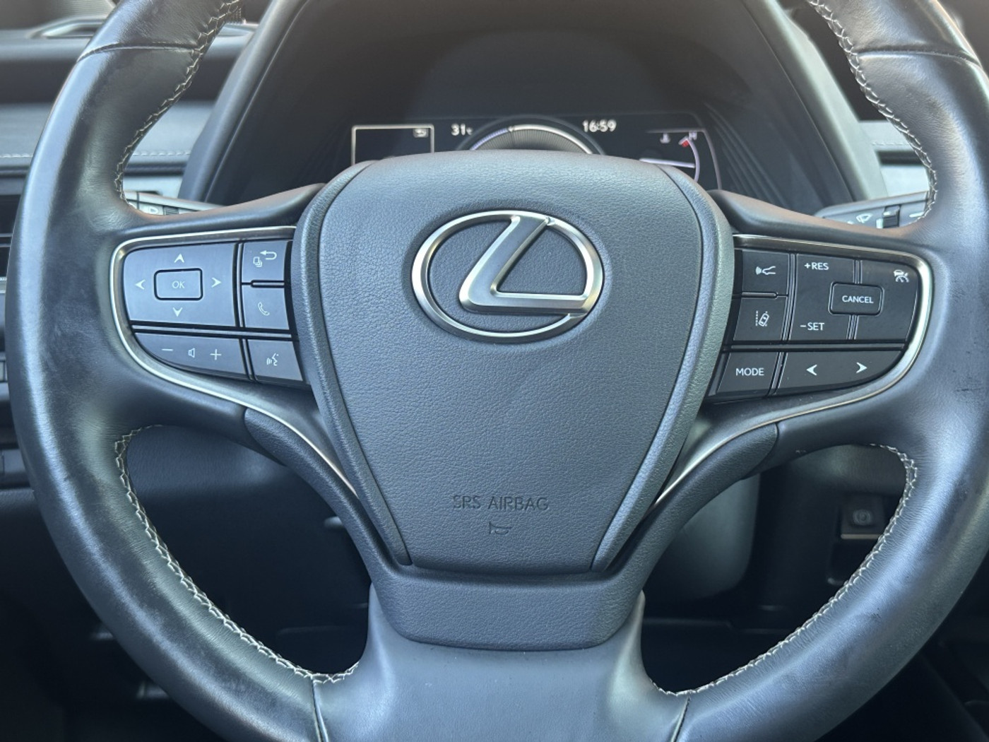 Foto van Lexus Lexus Ux250h