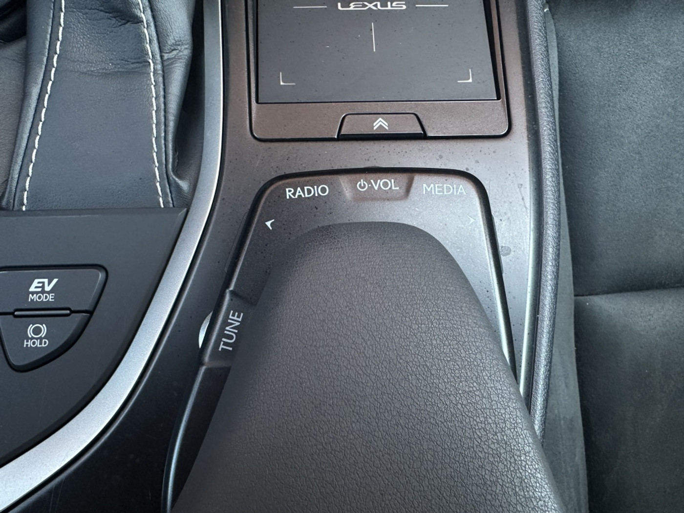 Foto van Lexus Lexus Ux250h