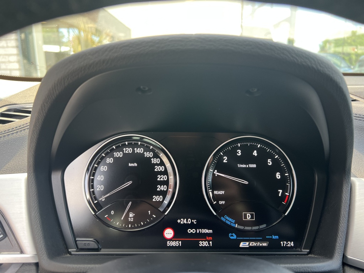 Foto van BMW X2 Xdrive25e