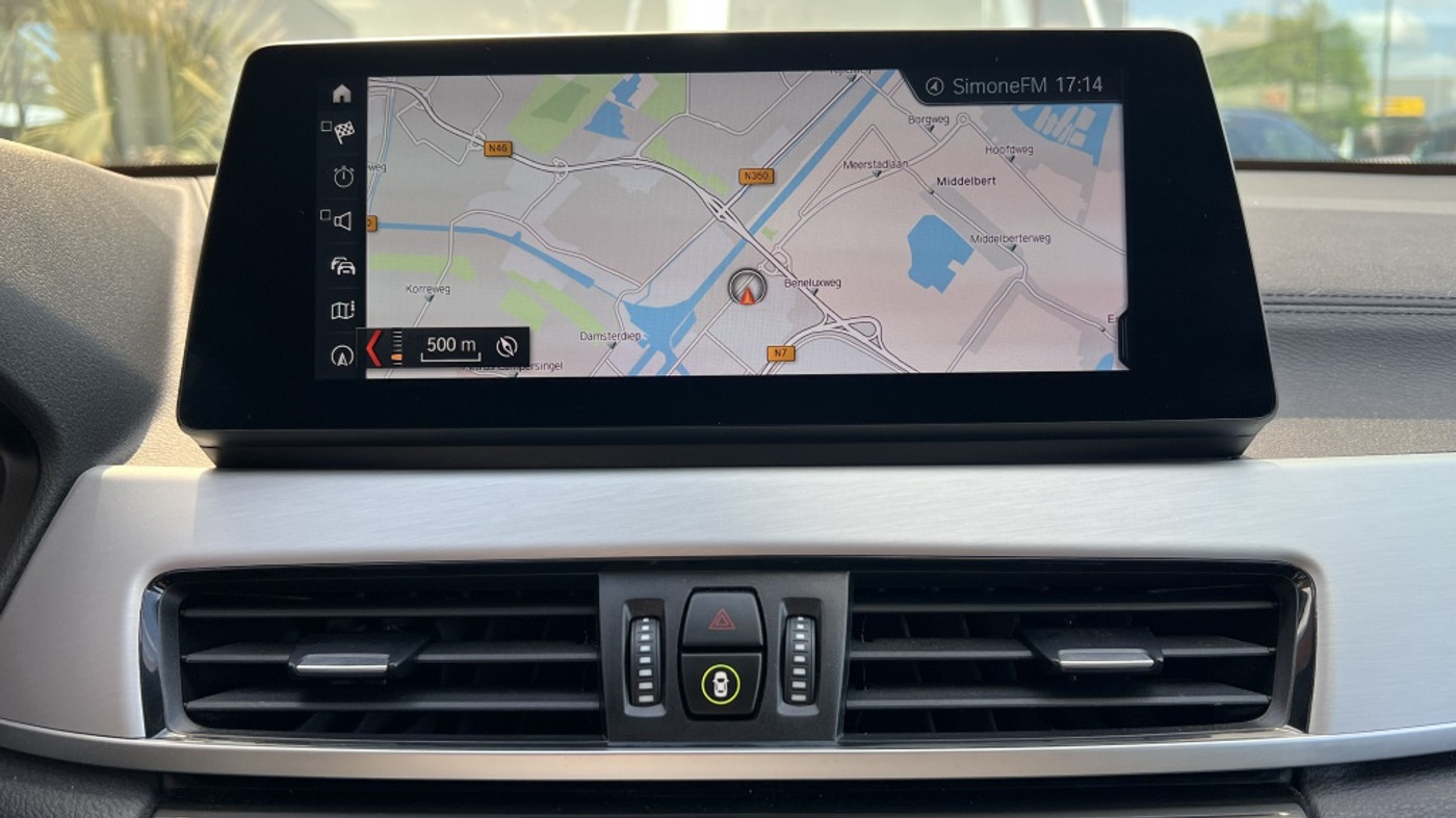 Foto van BMW X2 Xdrive25e