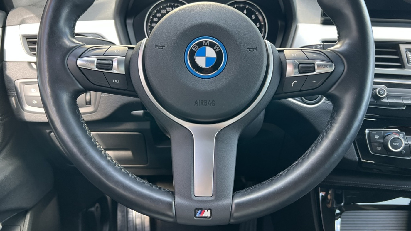 Foto van BMW X2 Xdrive25e
