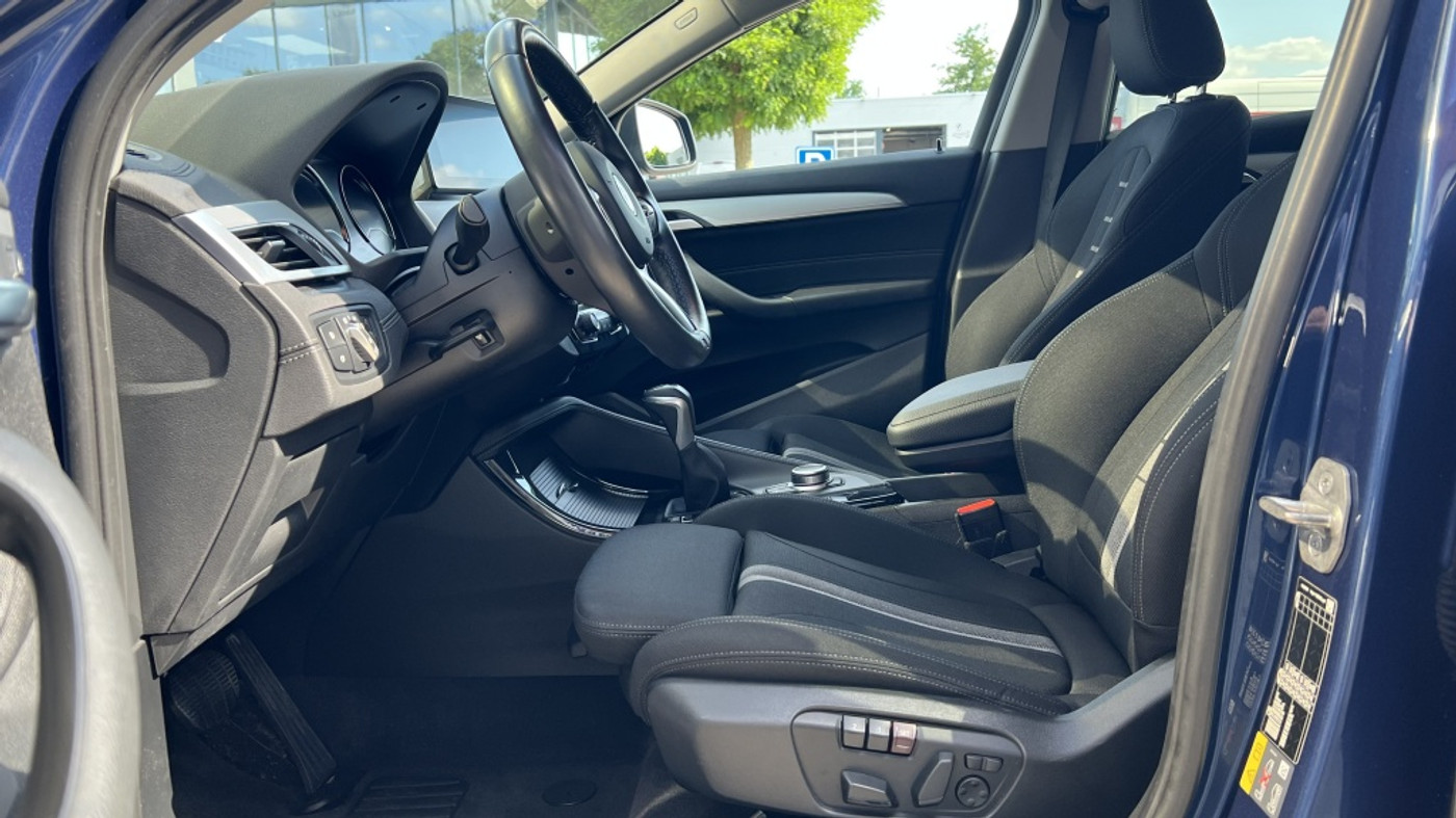 Foto van BMW X2 Xdrive25e