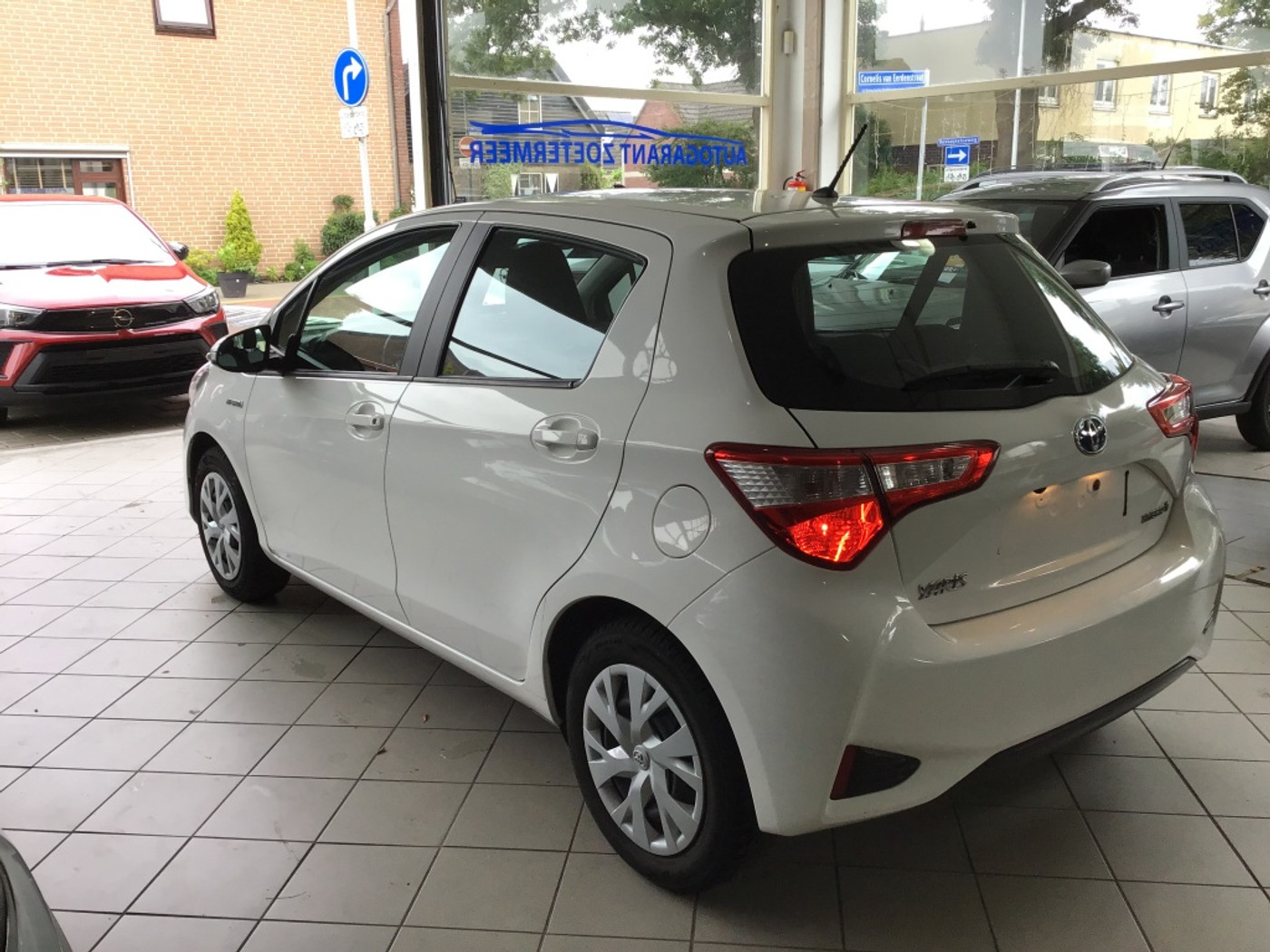 Toyota Toyota Yaris Hybrid 1.5 Hyb. Y20 Excl Ed 2020 - voorkant