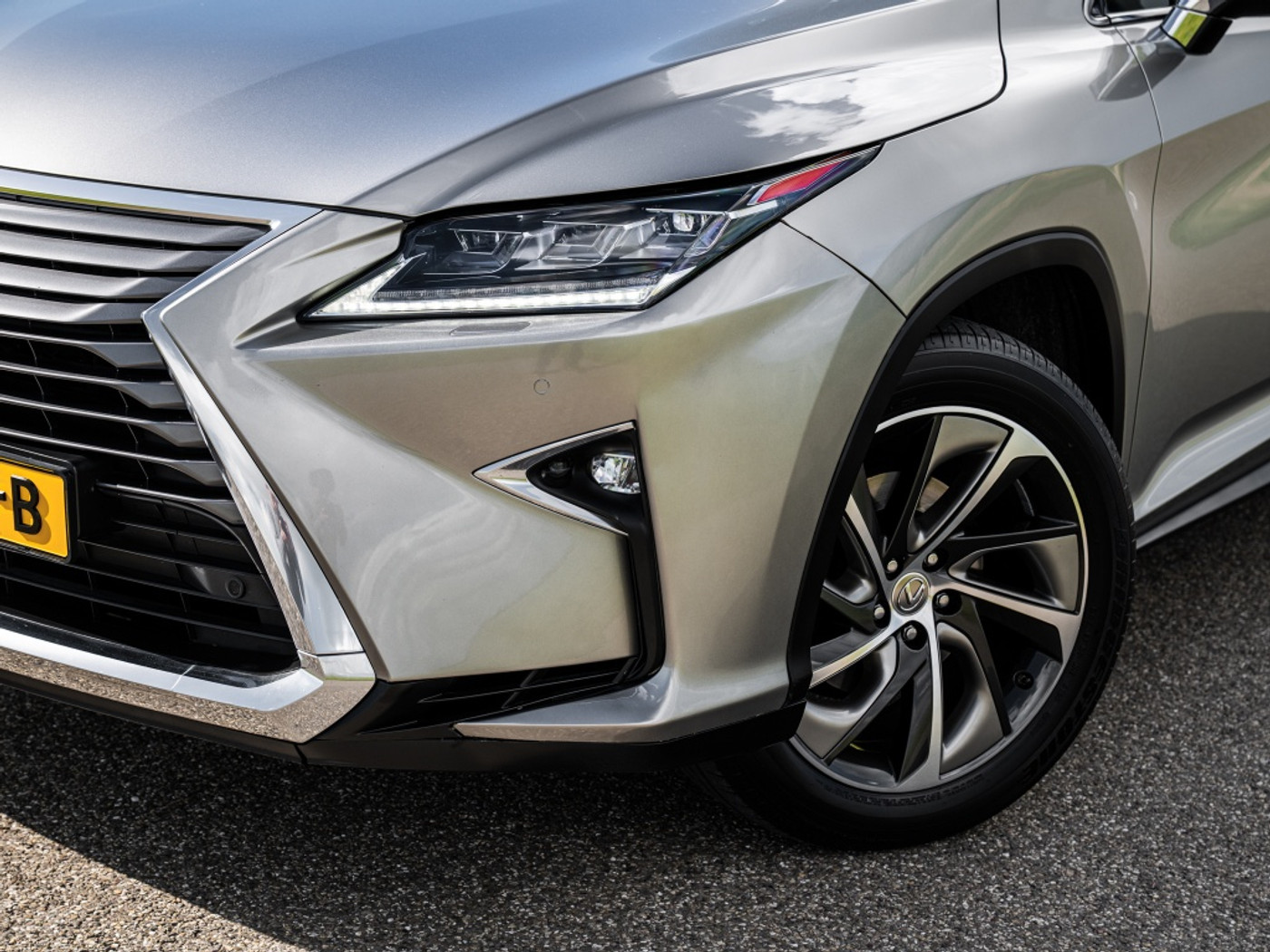 Foto van Lexus Lexus Rx450h
