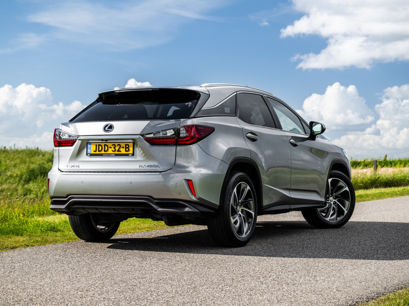 Foto van Lexus Lexus Rx450h