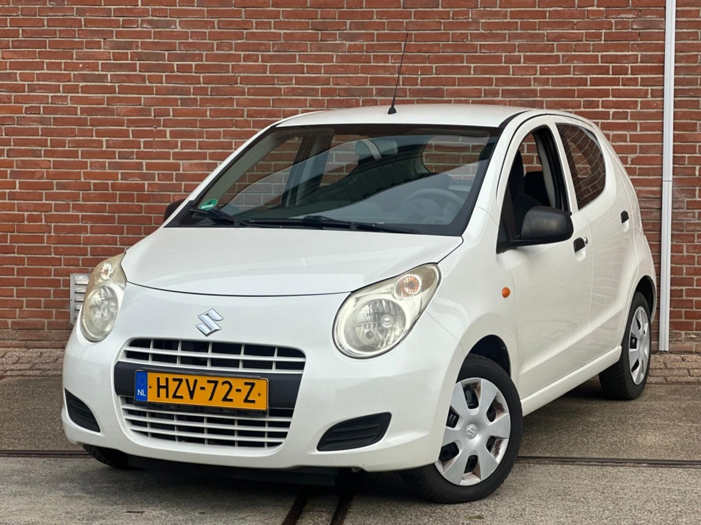 Suzuki Alto 1.0 Exclusive |Airco |Stuurbkr |Nieuwe APK 2010 - voorkant