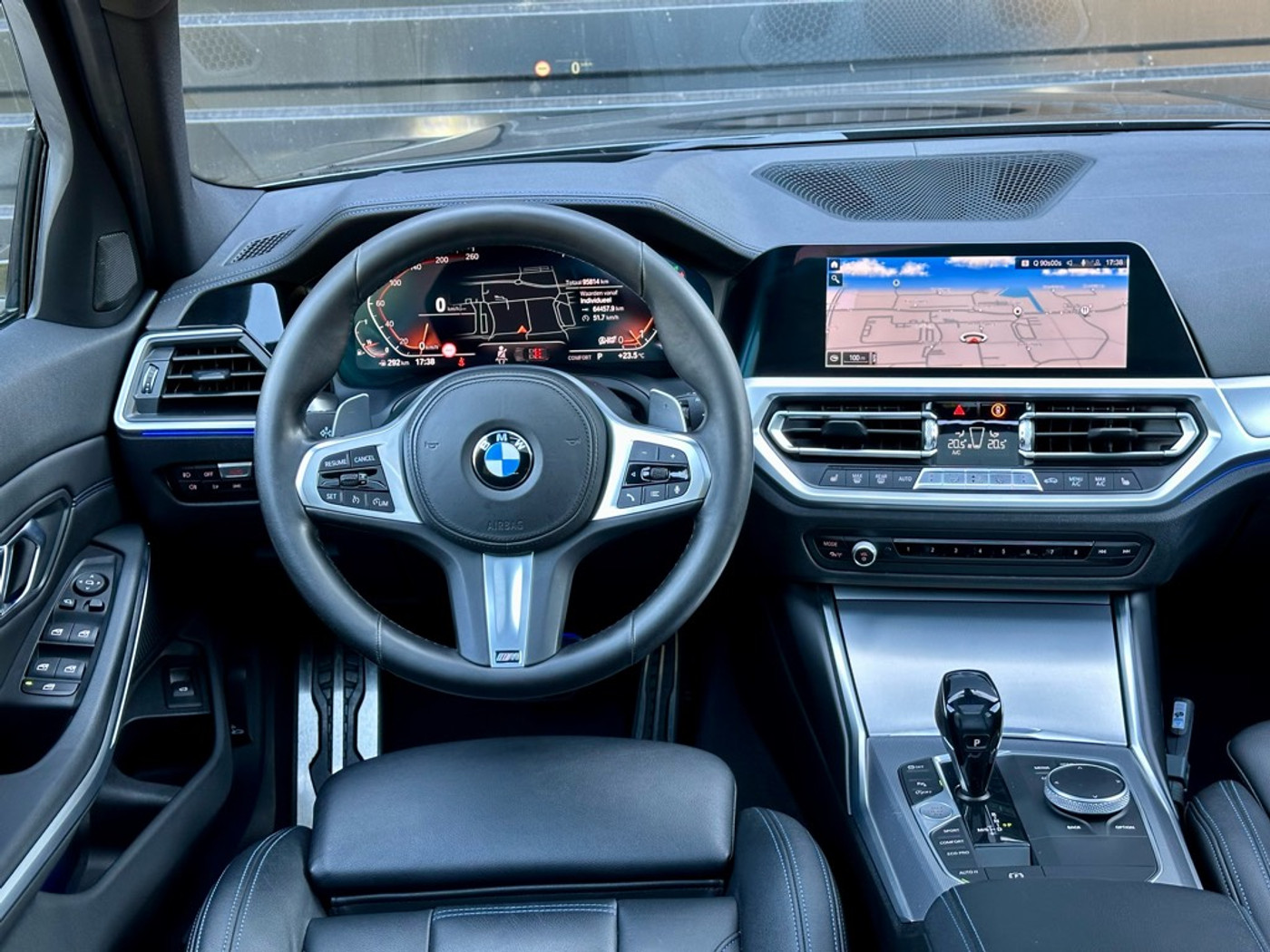 Foto van BMW 320i