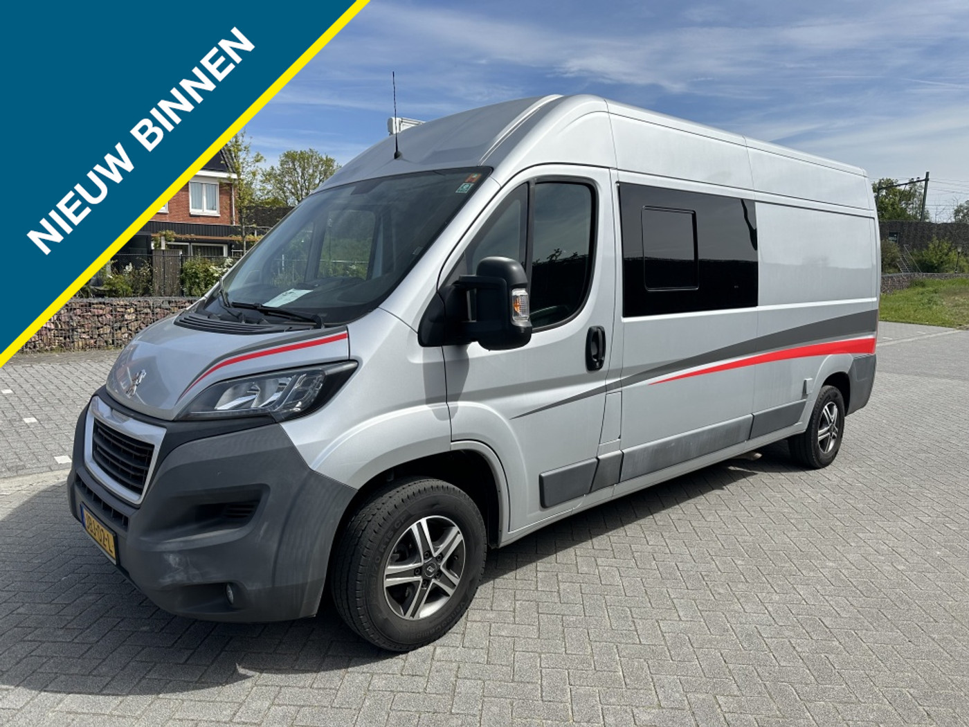 Peugeot Boxer 333 2.2 HDI L3H2 XT 2016 - voorkant
