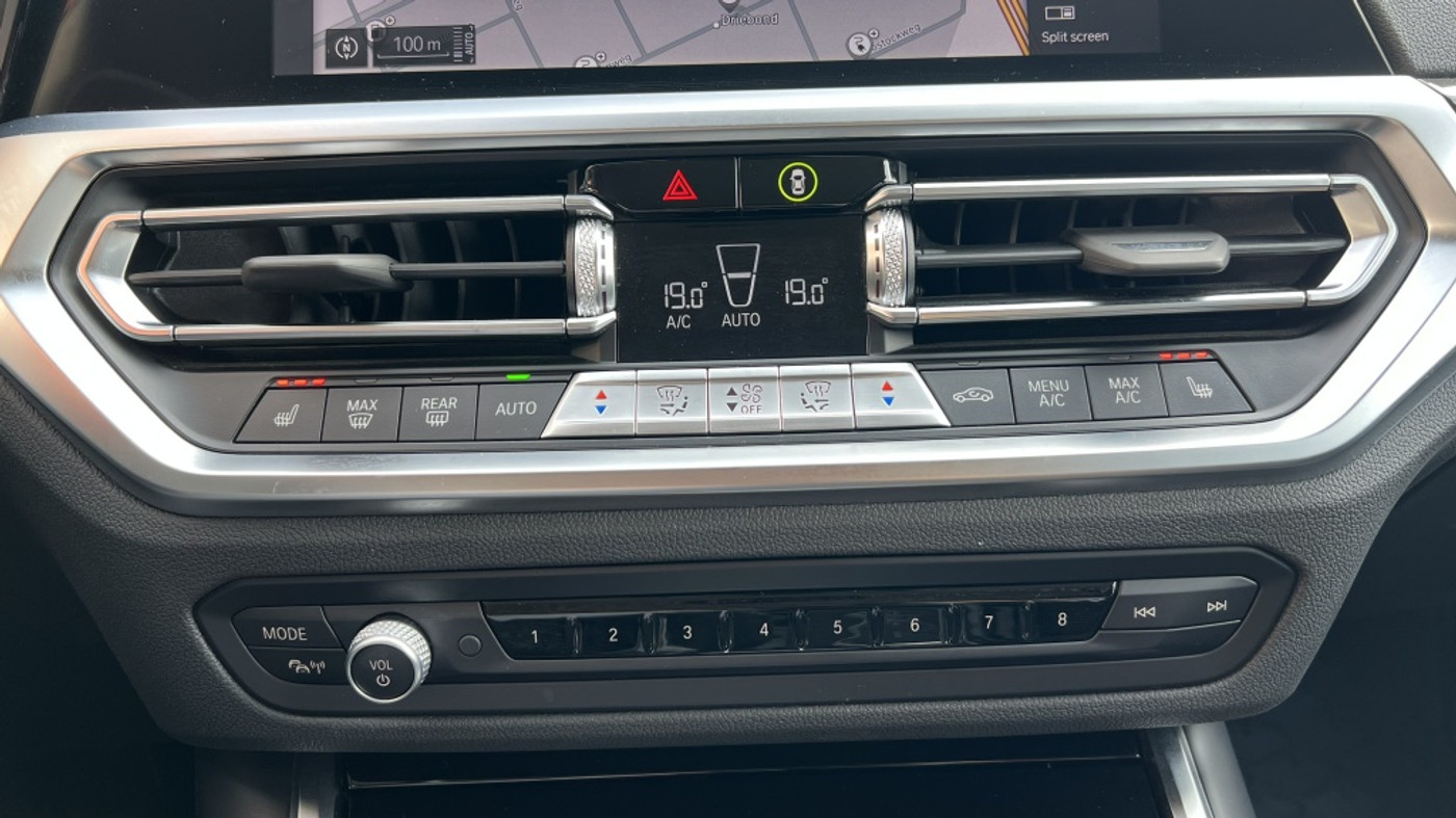 Foto van BMW 330e xDrive