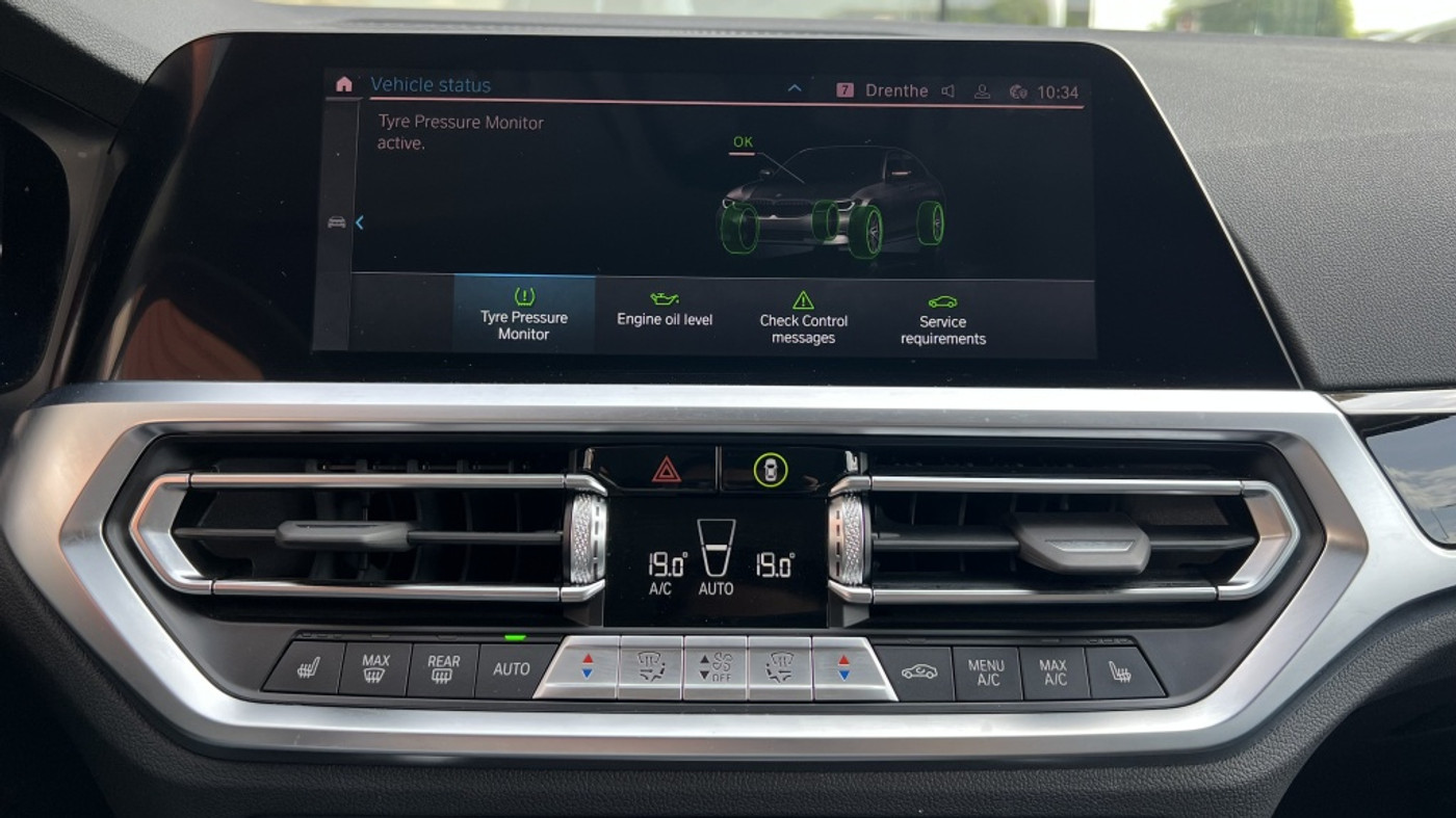 Foto van BMW 330e xDrive