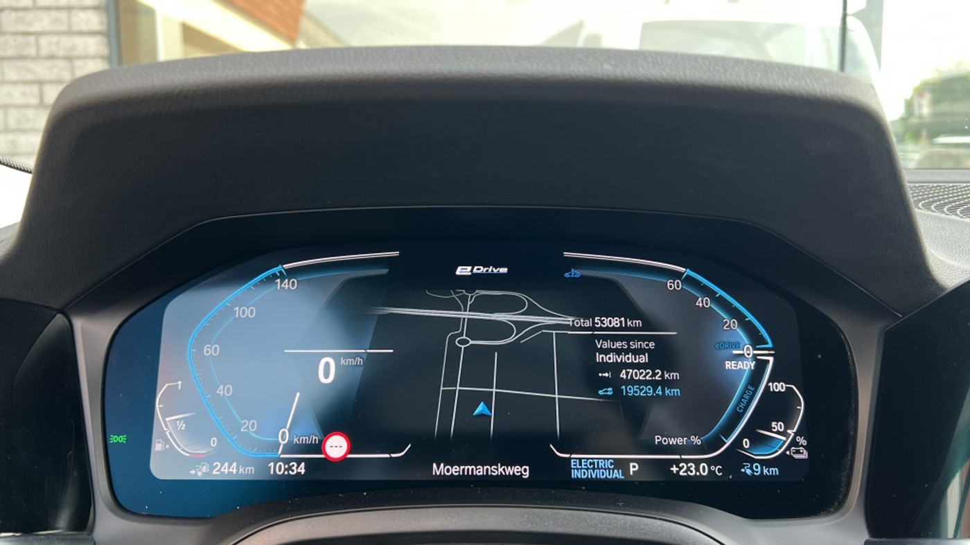 Foto van BMW 330e xDrive