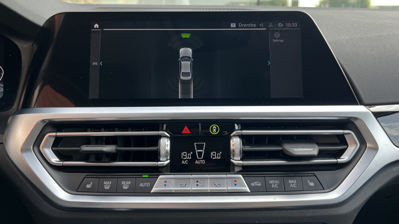 Foto van BMW 330e xDrive
