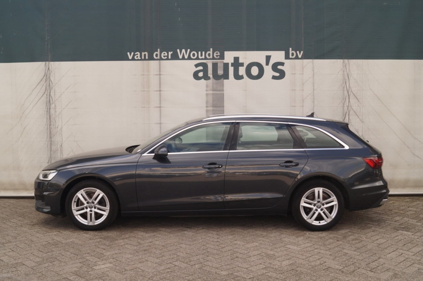Audi A4 Avant 35 TDI Pro Line 2022 - voorkant