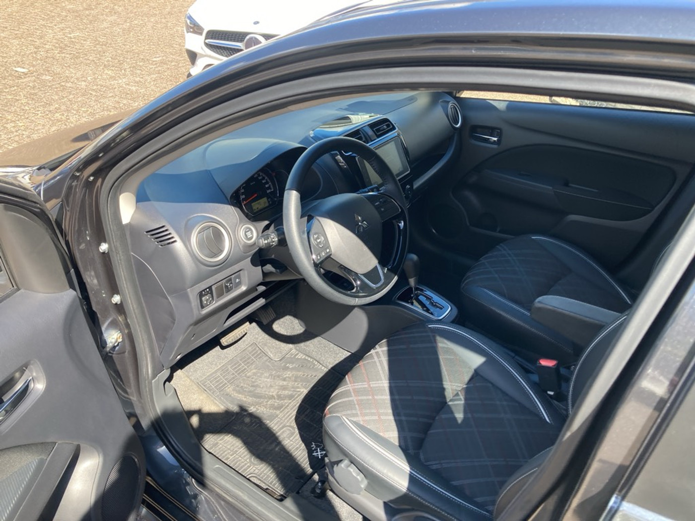 Foto van Mitsubishi Space Star