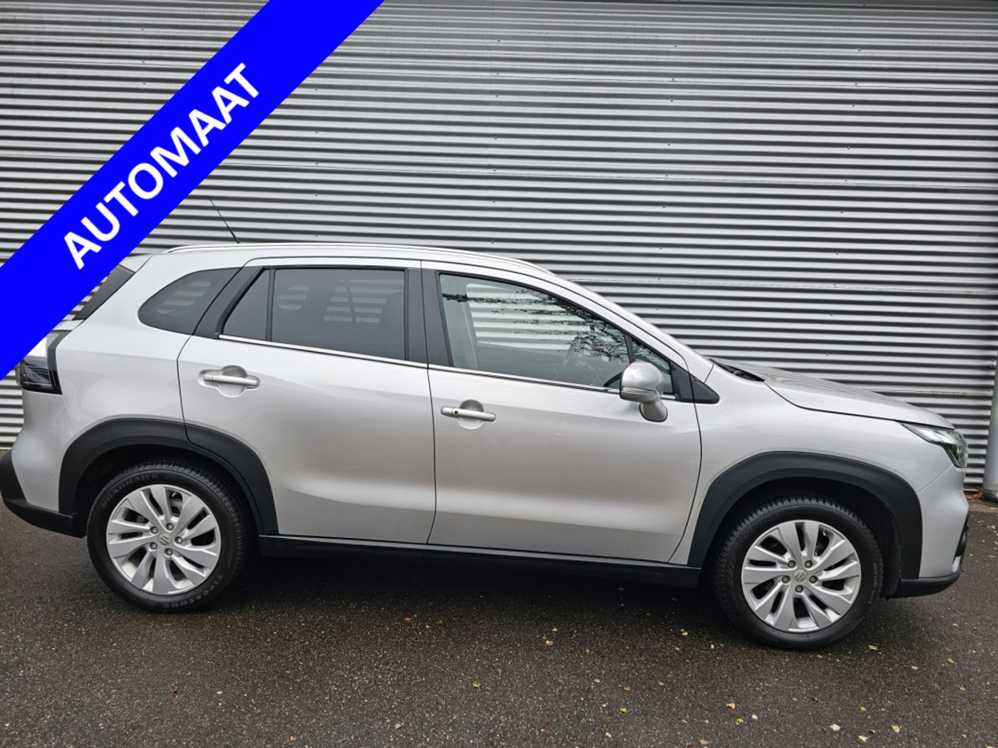 Suzuki S-cross 1.5 Hybrid Style 2023 - voorkant