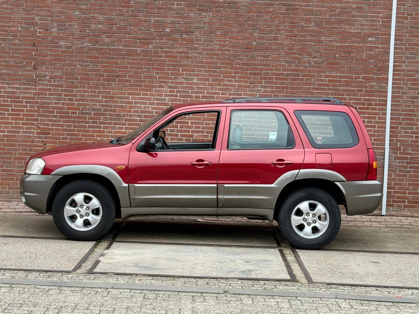 Foto van Mazda Mazda Tribute