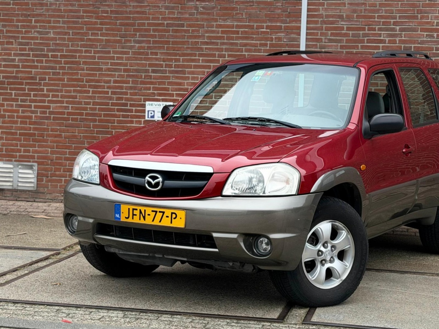 Foto van Mazda Mazda Tribute