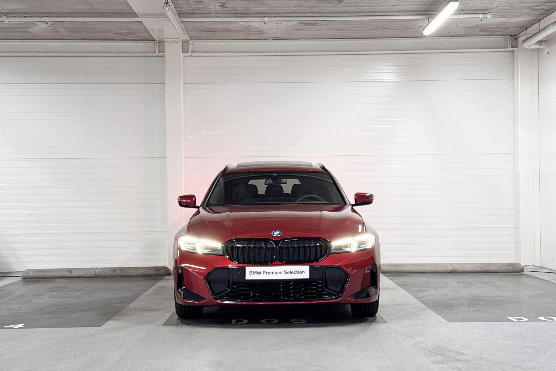 Foto van BMW 330e xDrive