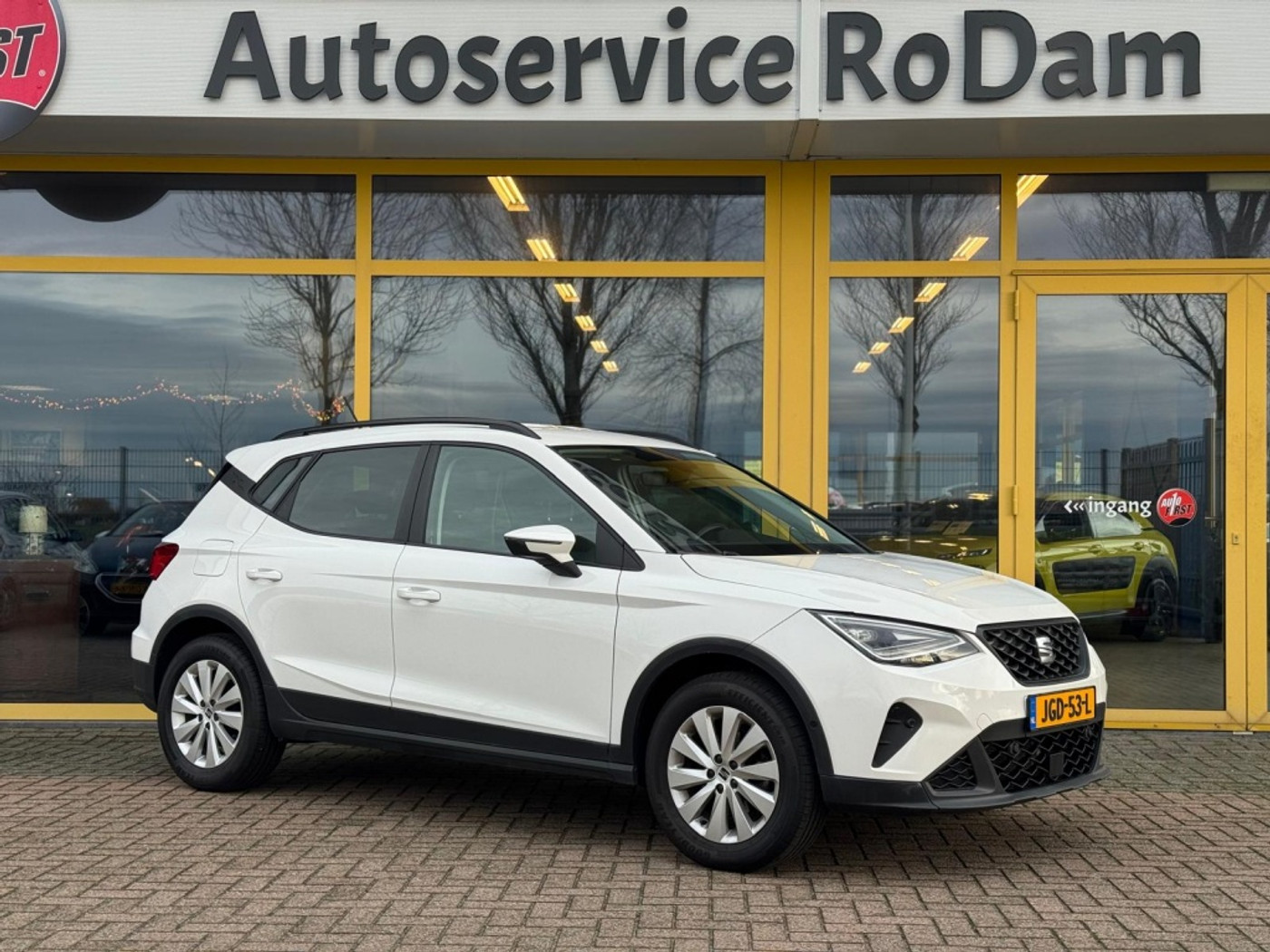 Seat Arona 1.0 TSI Excellence | BOVAG GARANTIE 2023 - voorkant