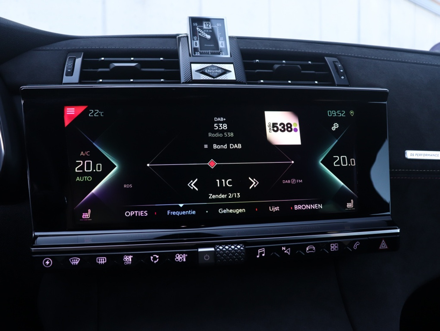 Foto van DS DS 7 Crossback