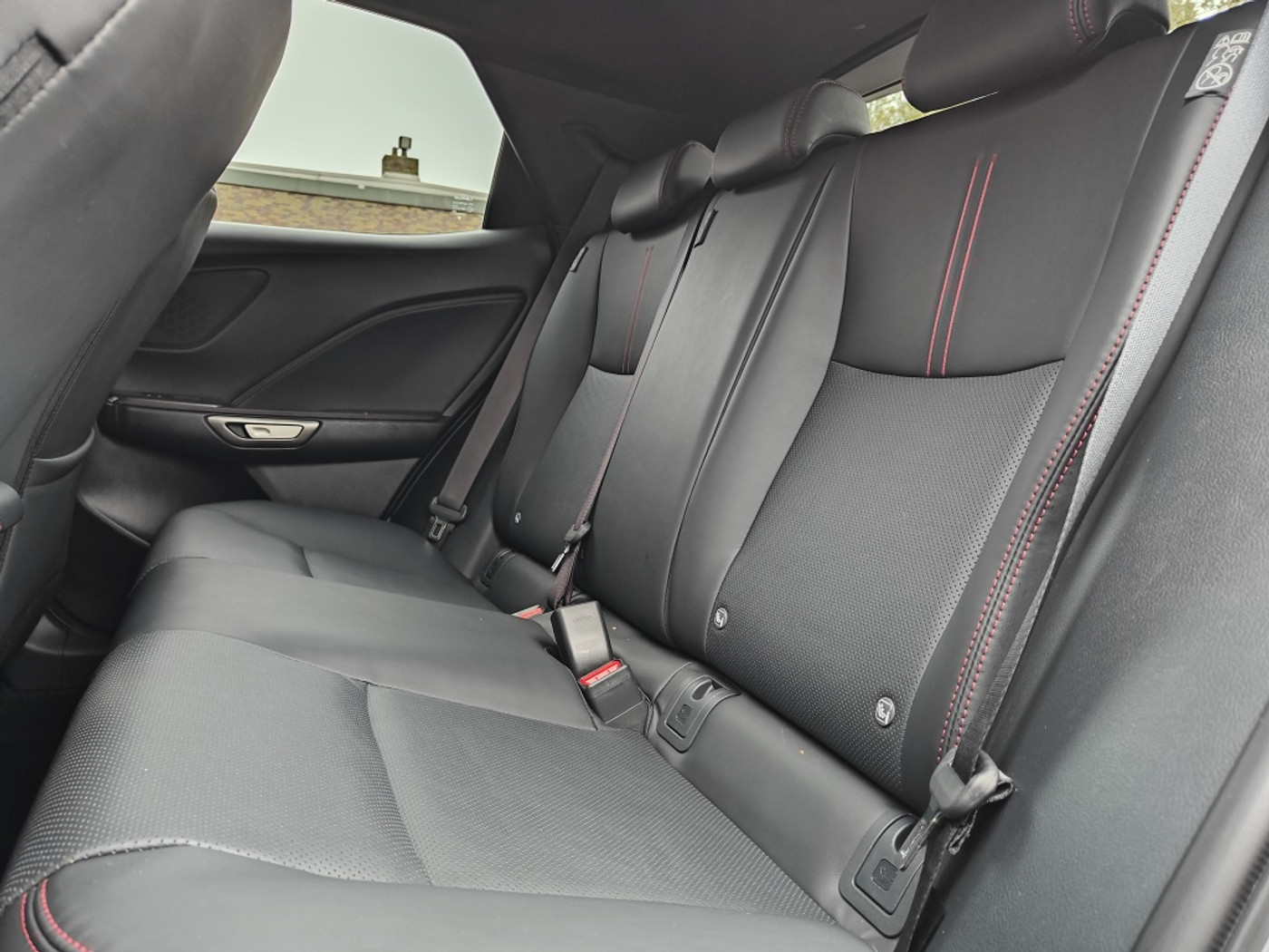 Foto van Lexus Lexus LBX