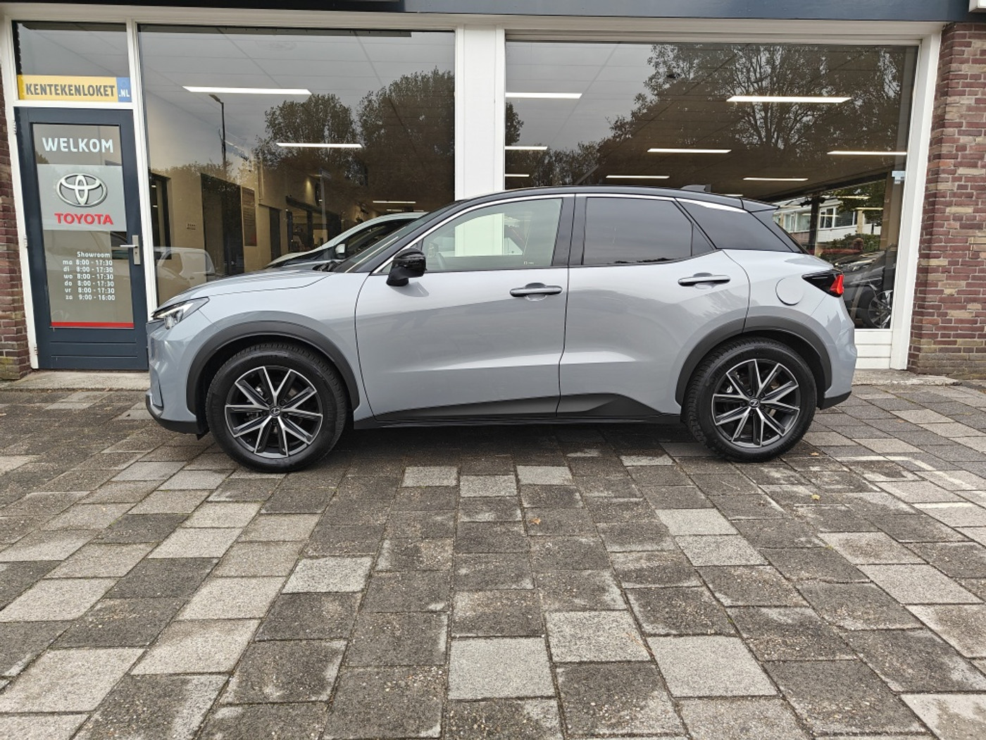 Foto van Lexus Lexus LBX