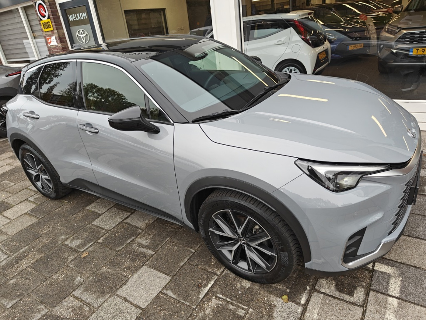 Foto van Lexus Lexus LBX
