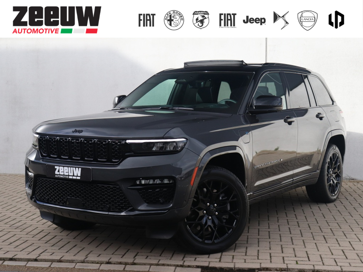 Jeep Grand Cherokee Summit Reserve 4xe 380 PK | Pano | Trekhaak | Black | 21" 2025 - voorkant