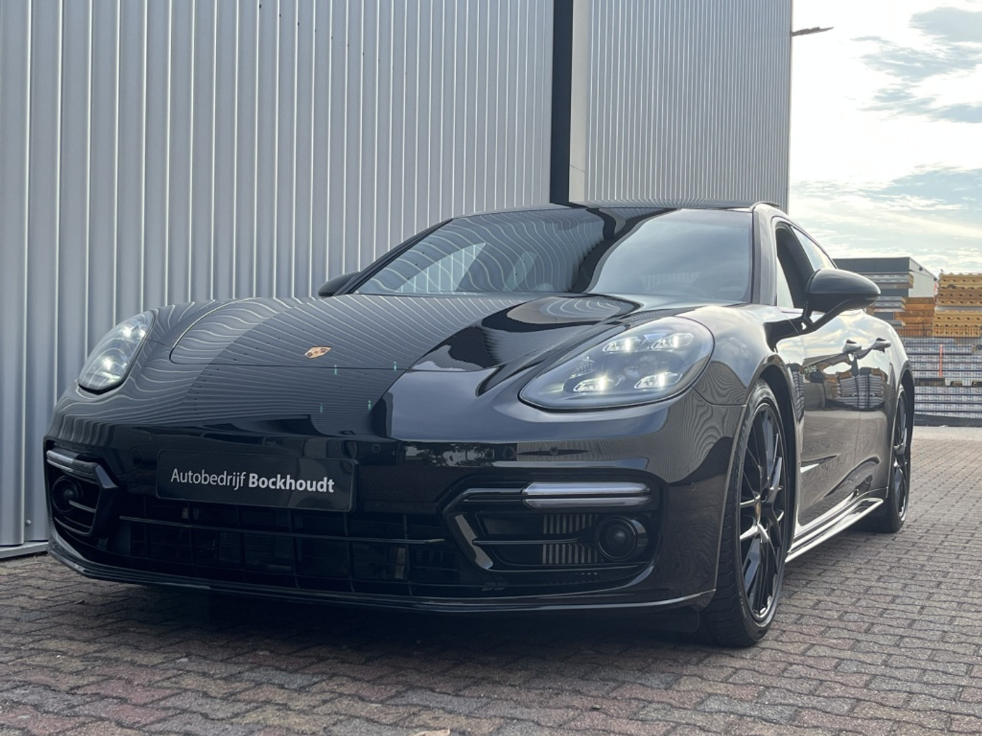 Foto van Porsche Panamera 4 E-hybrid