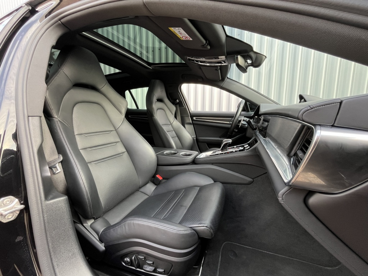 Foto van Porsche Panamera 4 E-hybrid