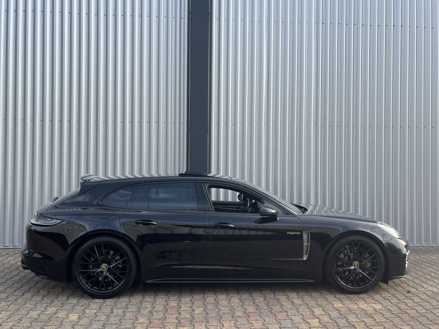 Foto van Porsche Panamera 4 E-hybrid