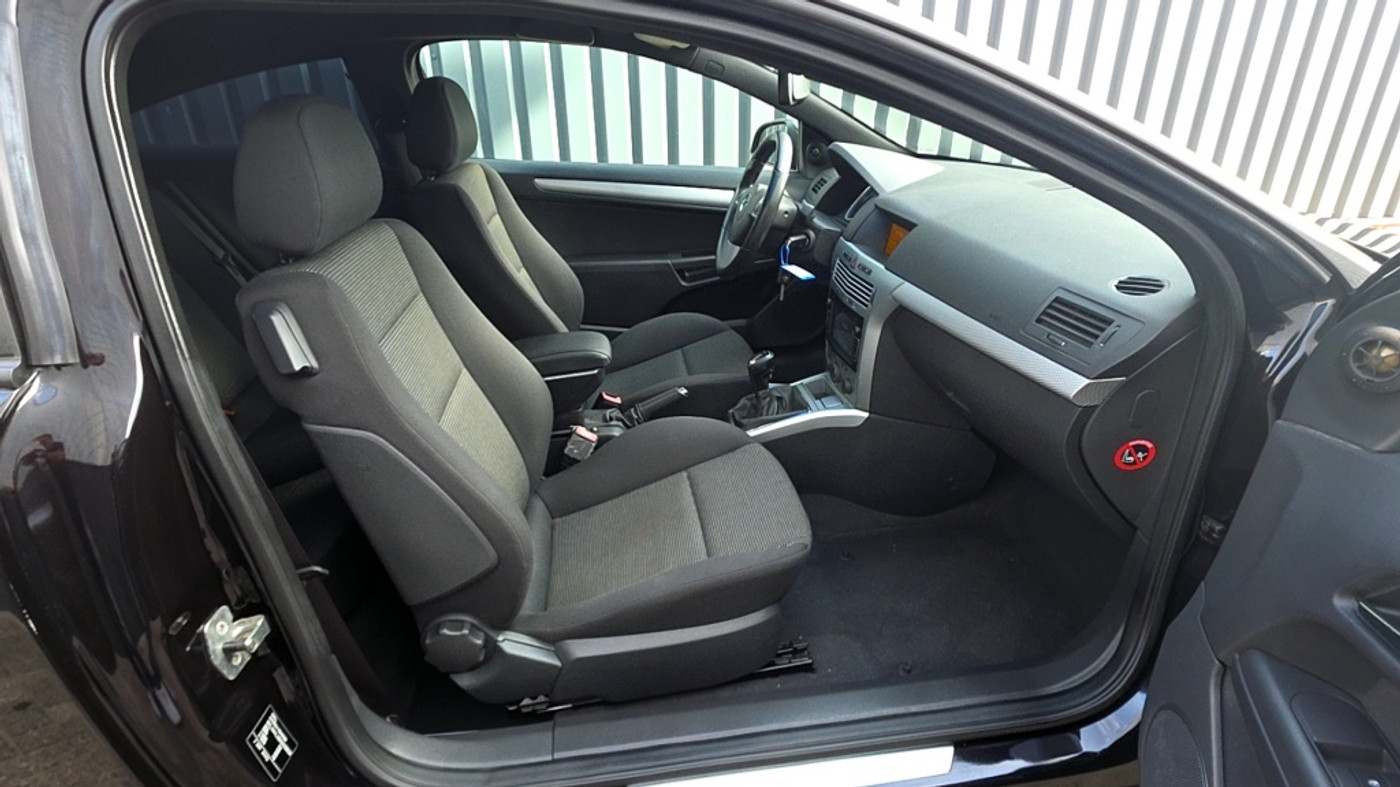 Foto van Opel Astra GTC