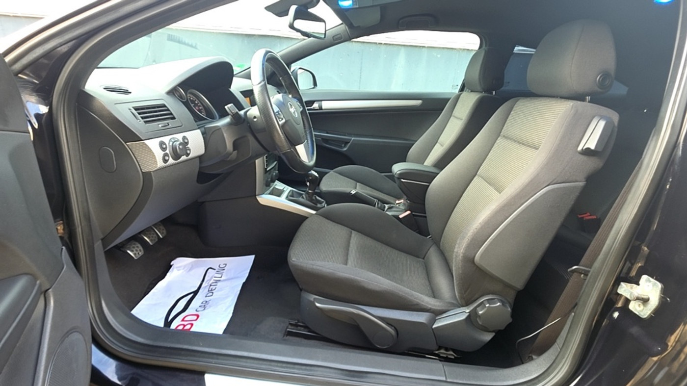 Foto van Opel Astra GTC