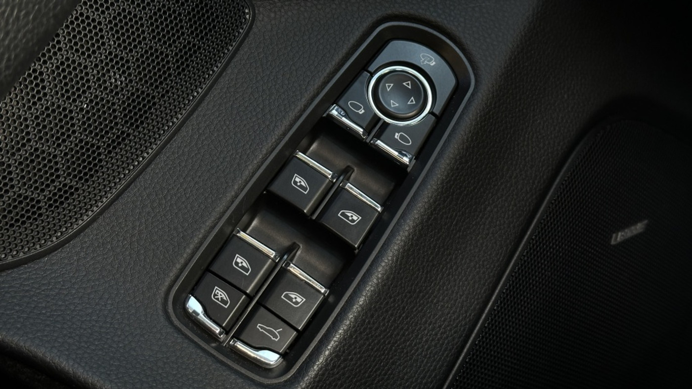 Foto van Porsche Panamera S