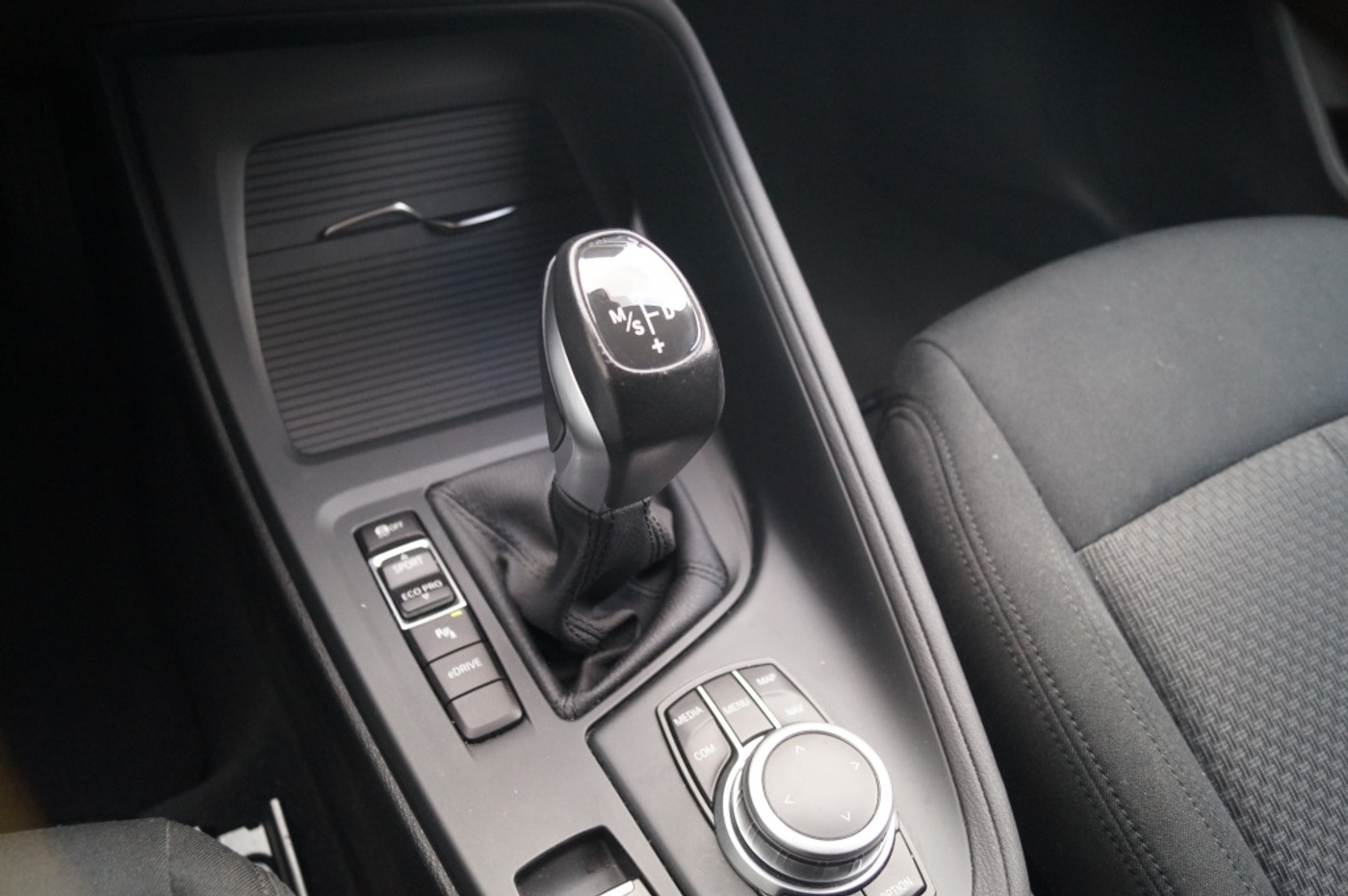 Foto van BMW X1 Xdrive25e