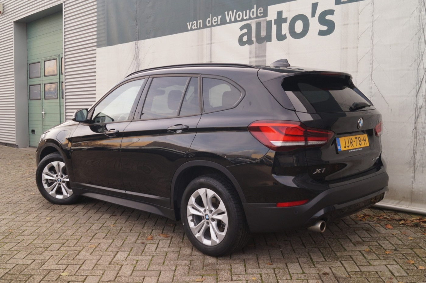Foto van BMW X1 Xdrive25e
