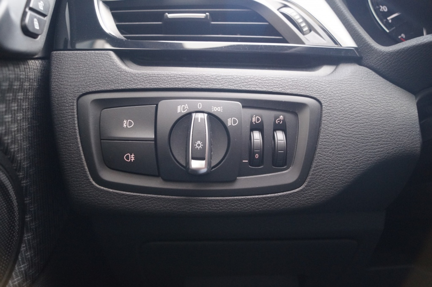 Foto van BMW X1 Xdrive25e