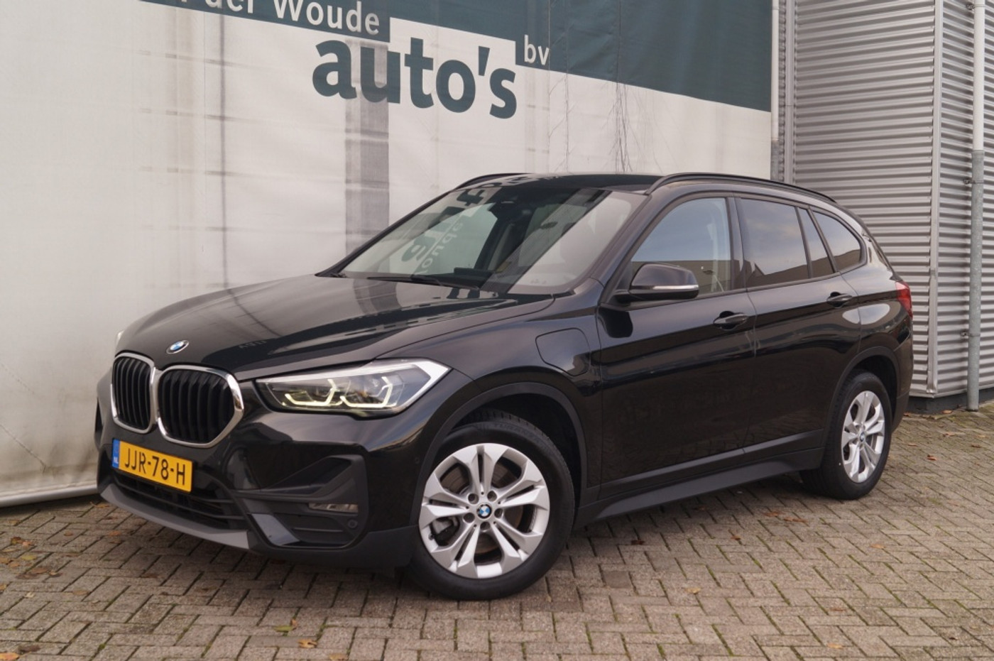 Foto van BMW X1 Xdrive25e