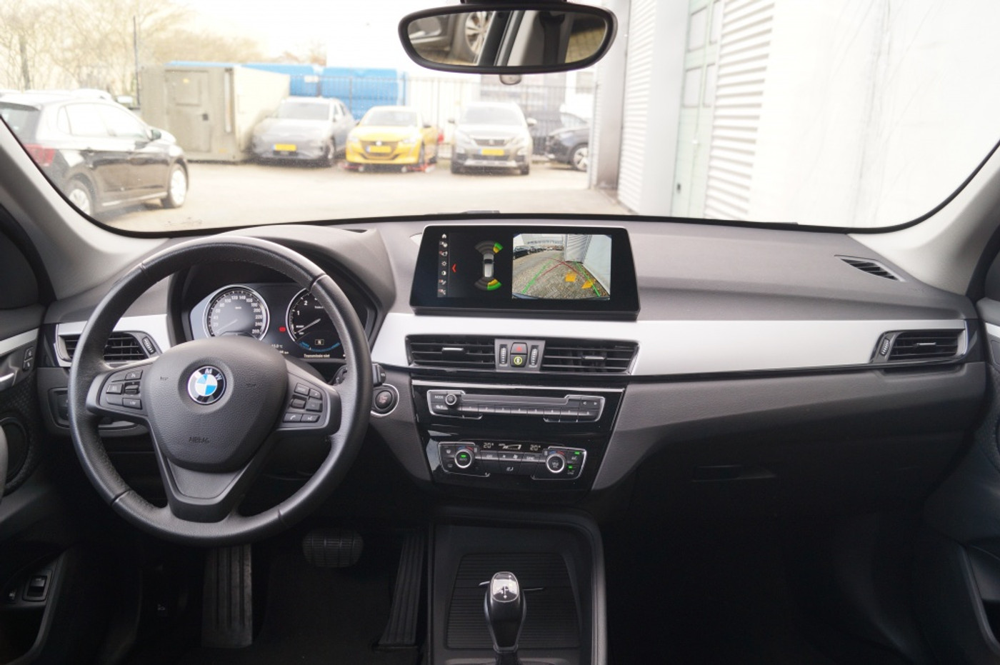 Foto van BMW X1 Xdrive25e