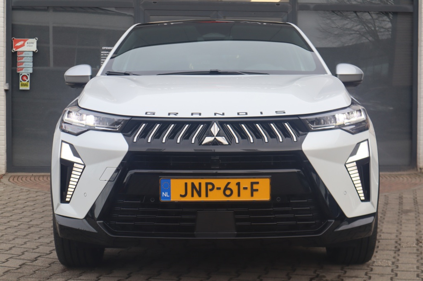 Foto van Mitsubishi Grandis