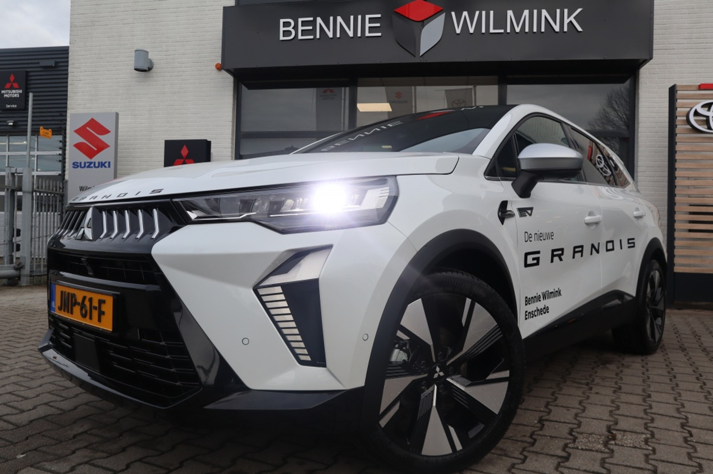 Foto van Mitsubishi Grandis